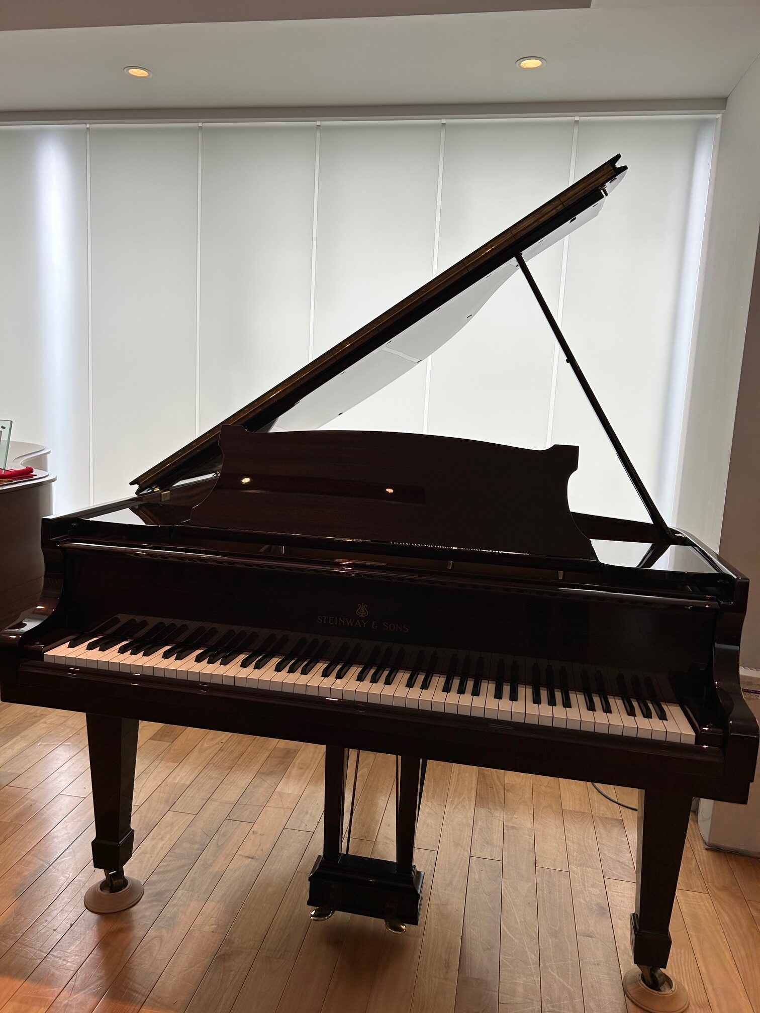 スタインウェイ44.5