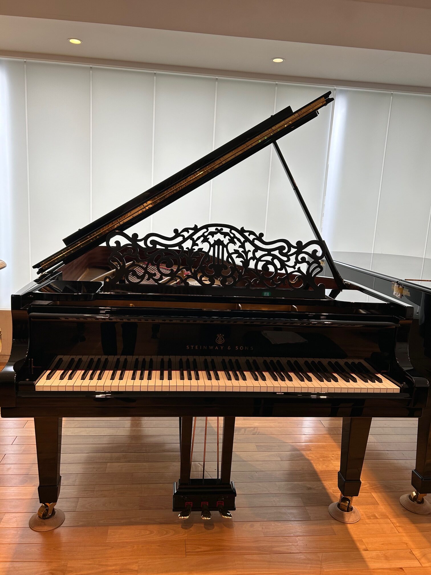スタインウェイB417-2